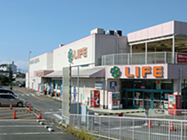 ライフ滝谷店